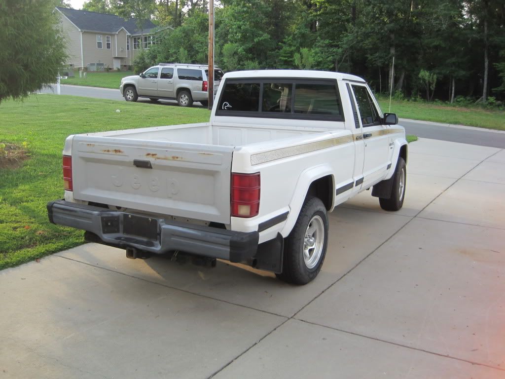 1988 Jeep comanche pioneer olympic edition #4