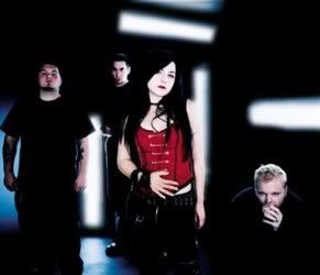 evanescence1.jpg