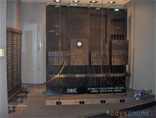 ENIAC ο πρώτος υπολογιστής που κατασκευάστηκε
