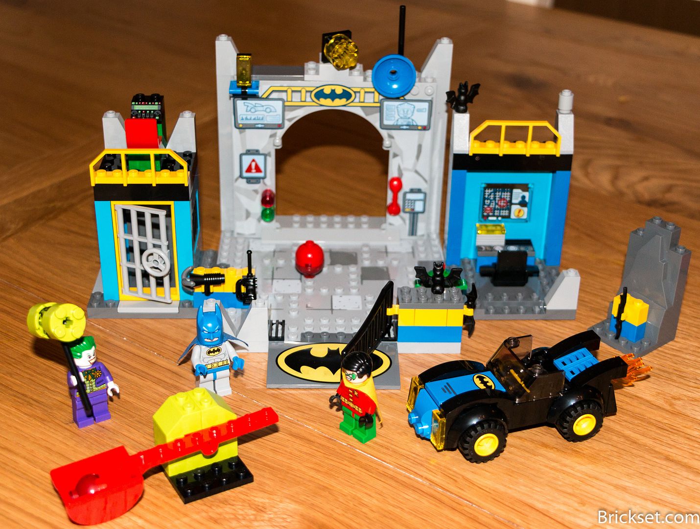 The complete Lego Batman Juniors Set