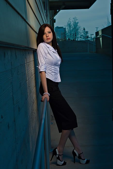 IMAGE: http://i207.photobucket.com/albums/bb212/epatt250/Amy%20R/amy_3304prtweb.jpg