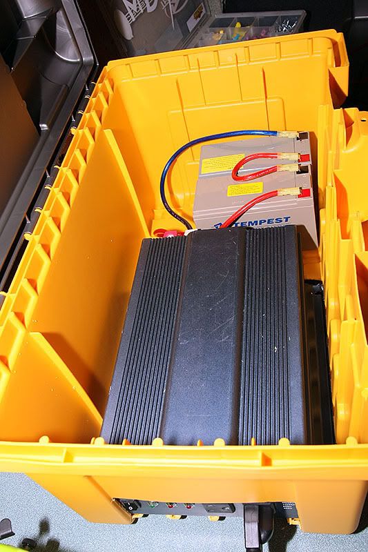 IMAGE: http://i207.photobucket.com/albums/bb212/epatt250/tests/powersupply001.jpg