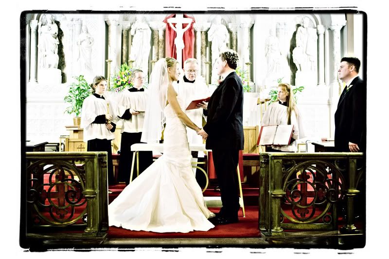 IMAGE: http://i207.photobucket.com/albums/bb239/joshbehan/lomo2.jpg