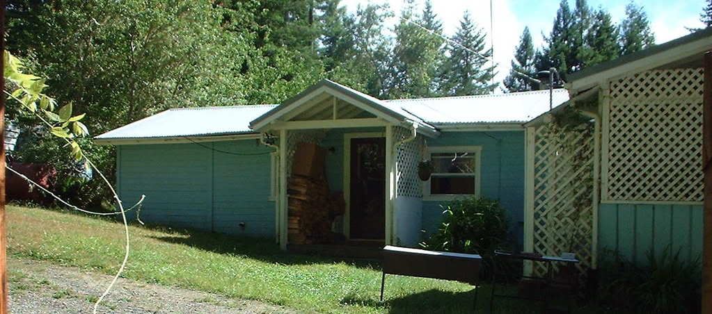 How many of you live relativity close to "trashy people"? - Homesteading Questions