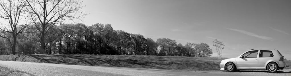 IMAGE: http://i207.photobucket.com/albums/bb29/slammeddub/Untitled_Panorama1.jpg