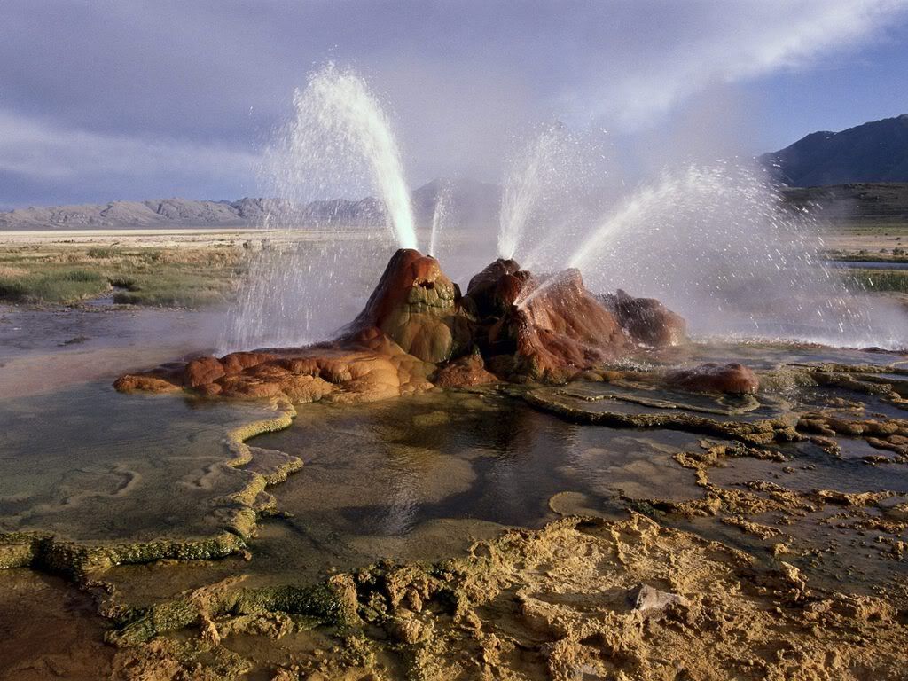 FlyGeyserBlackRockDesertNevada.jpg