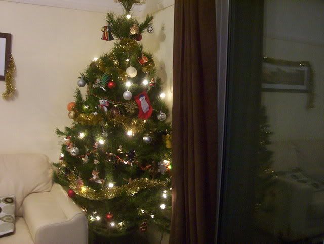 crimbotree07003.jpg