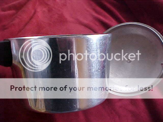   Supreme Cookware Aluminum 1 1/2 Quart Qt Pot Pan & Lid Nice  