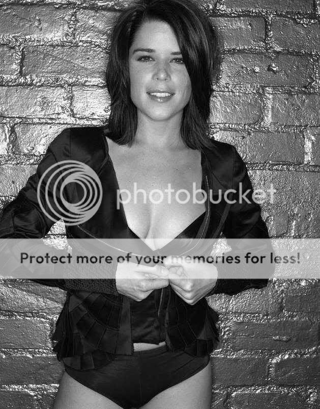 BABE OF THE DAY-Neve Campbell.