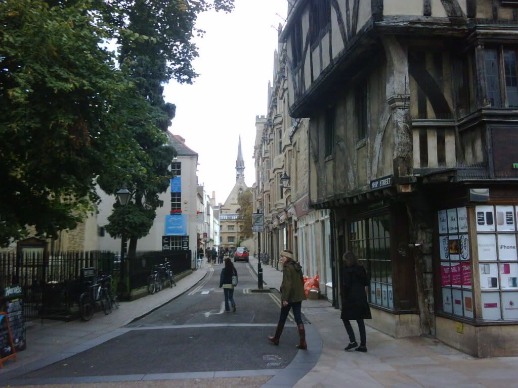 UKtripwithMcPhersonSept201013.jpg